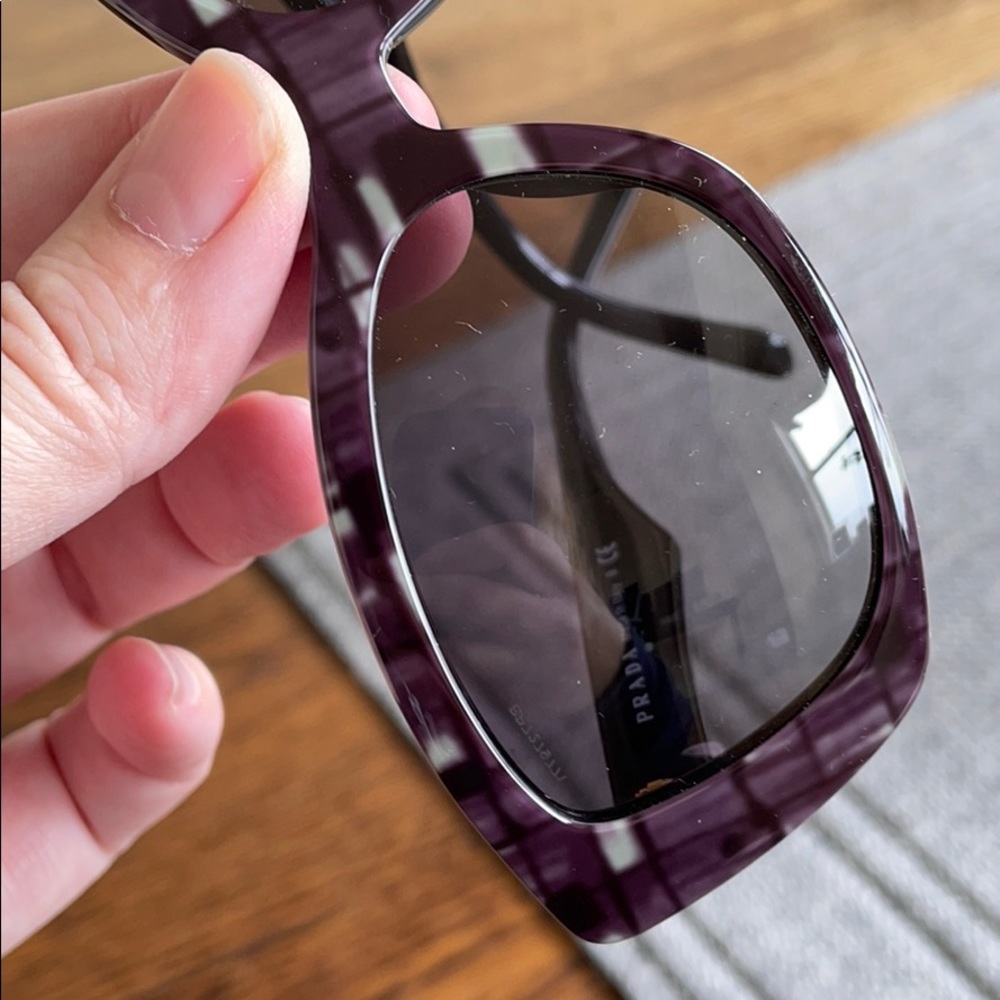 Prada Sunglasses - Picture 5 of 16